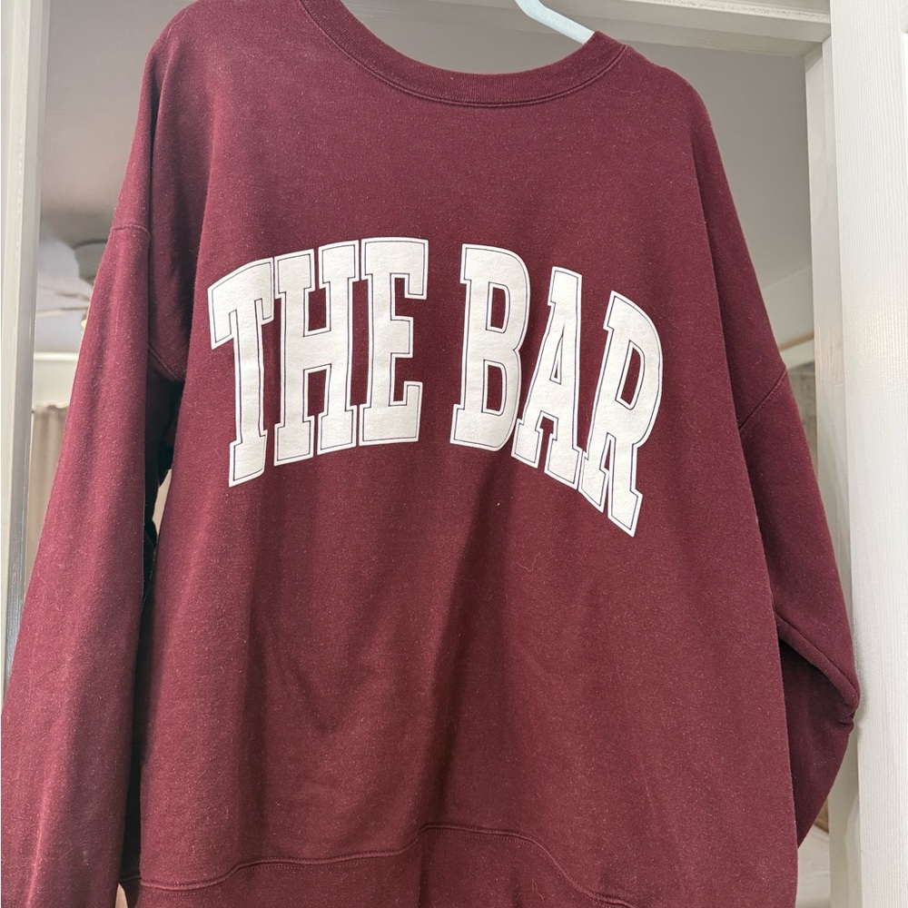 The Bar Burgundy Women's Crew Neck Sweatshirt size XL